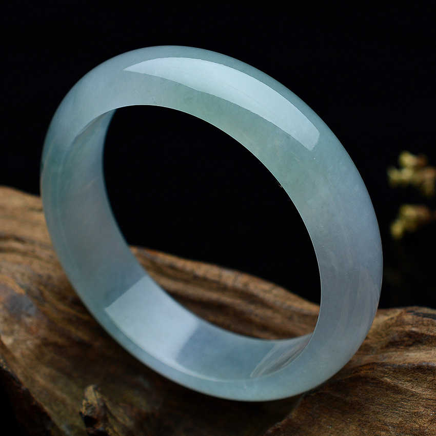 q1763 冰种蓝水飘花翡翠手镯 内径57mm 64.1克