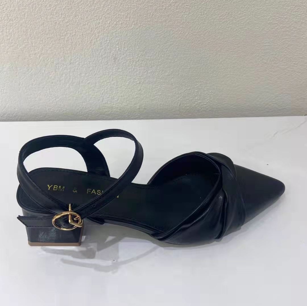 华伦天奴奥兰迪