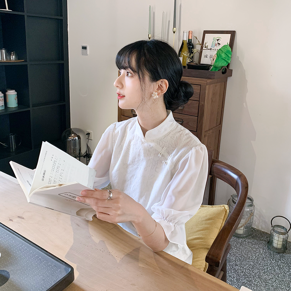小镇姗姗风中铃音气质公主袖上衣复古优雅国风连衣裙女夏