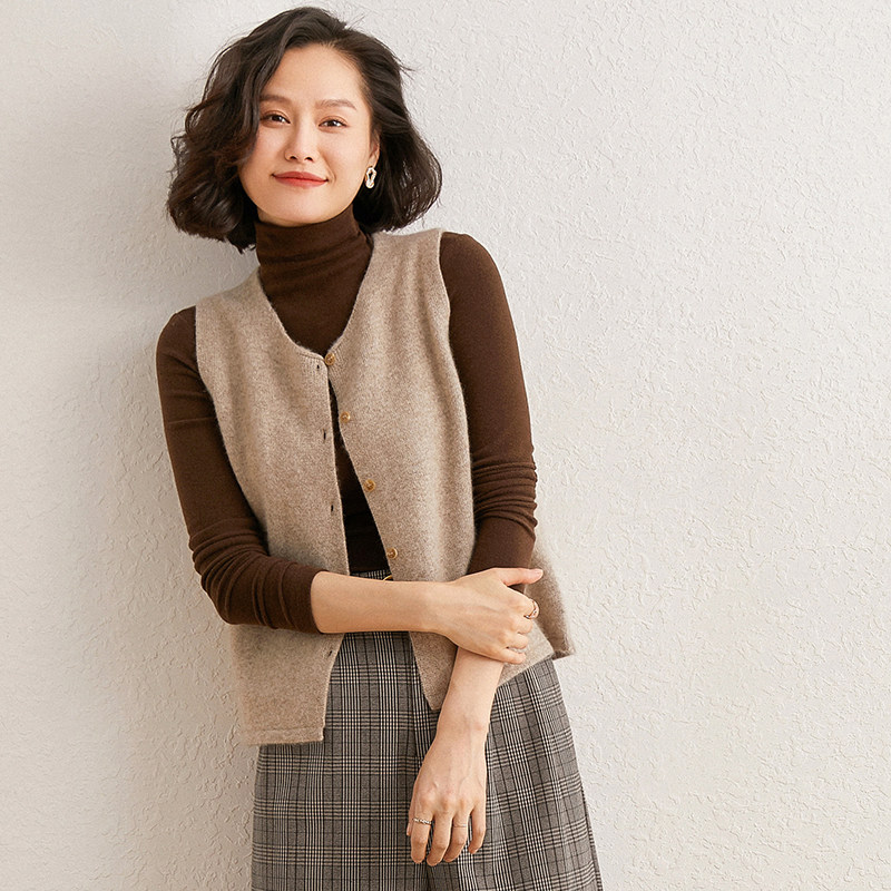暖意绒绒2020秋冬季新款纯色羊绒马甲女v领保暖针织羊毛坎肩