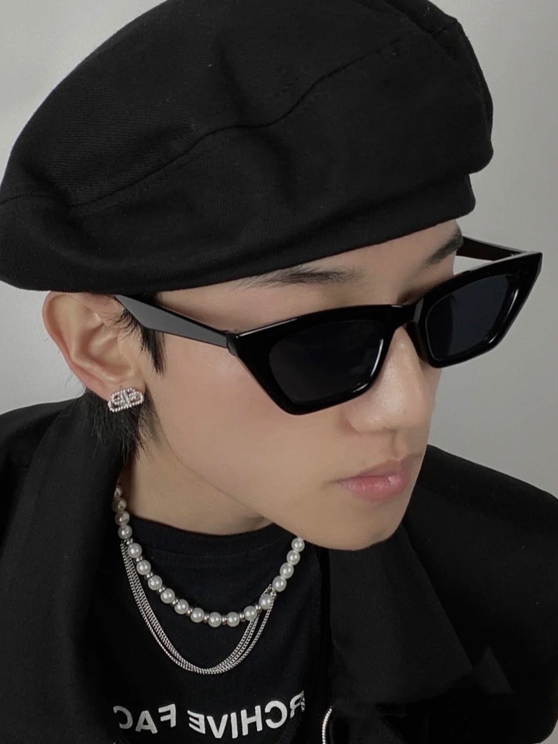 潮男装饰眼镜_潮男复古猫眼欧美个性黑框夸张炸街辣妹装饰墨镜网红