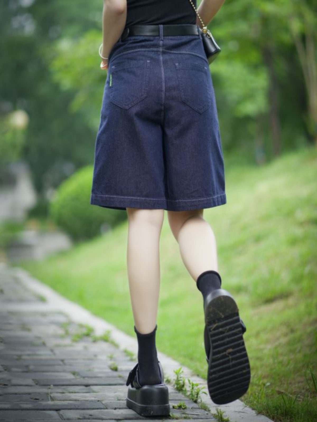 夏季薄款牛仔短裤女2024新款高腰设计感小众直筒五分裤女阔腿中裤
