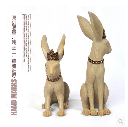 创意仿木刻可爱高贵兔摆件树脂工艺品家居软装装饰品摆设