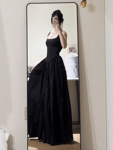 赫本风法式黑色吊连衣裙子装夏季2女款0带24新高MSD级感无袖背心