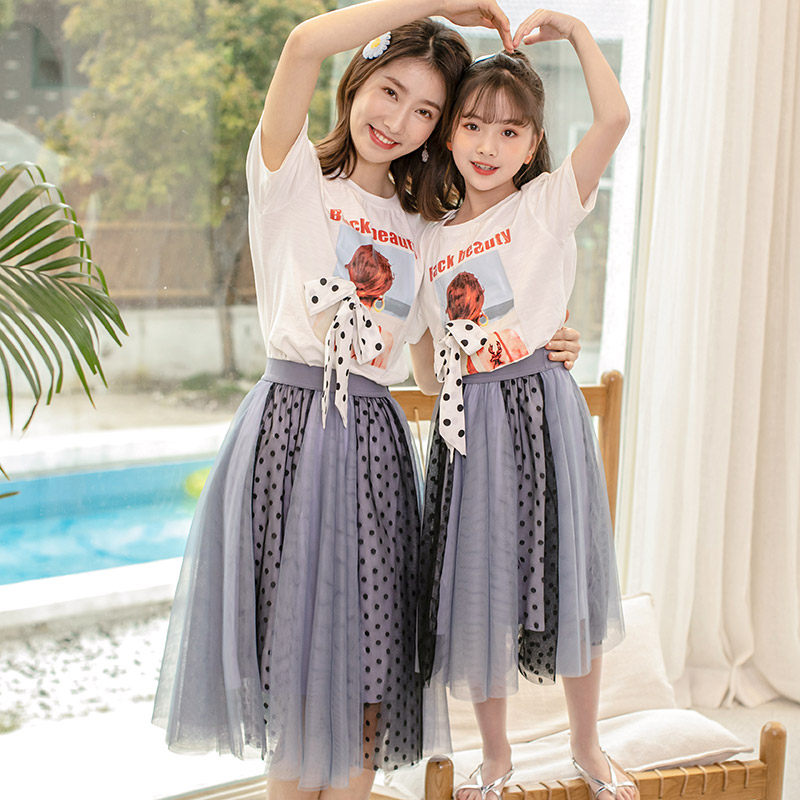 网红亲子装2020新款韩版母女装短袖网纱裙套装女童洋气裙子两件套