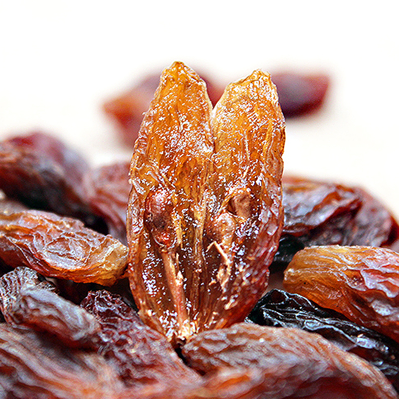 吐鲁番大颗粒有籽红马奶子葡萄干500g满2斤包邮新疆特产干果零食