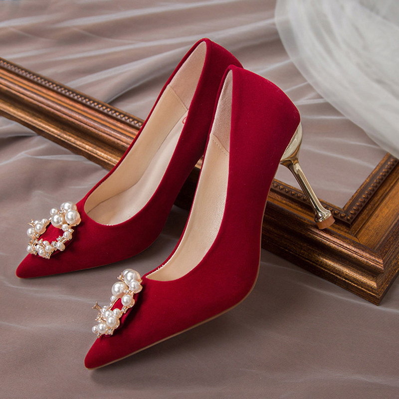 红色婚鞋秀禾婚纱两穿粗跟单鞋女