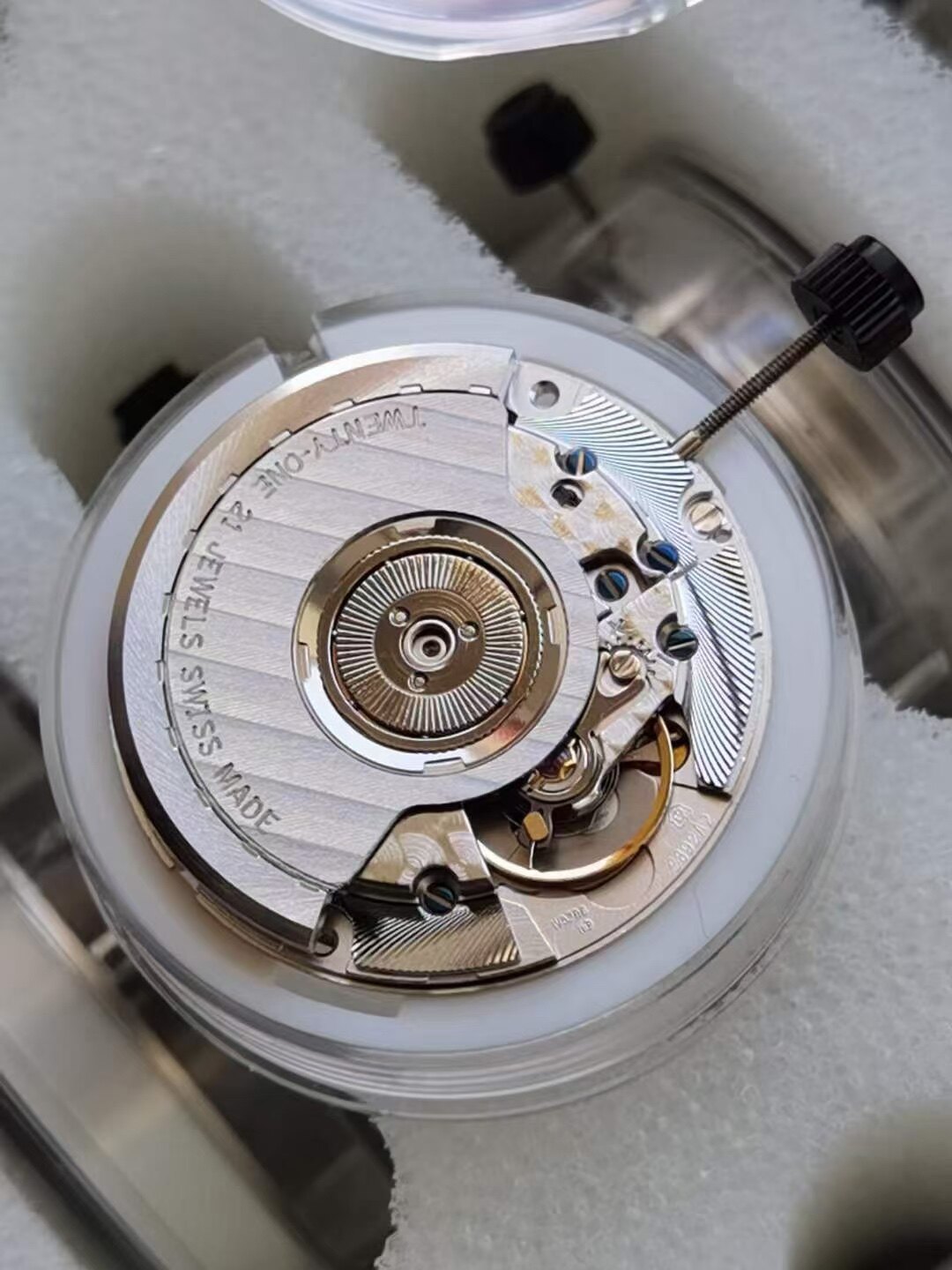 手表配件 全新瑞士进口eta2892a2精磨精密机芯 v8天文台认证 保真