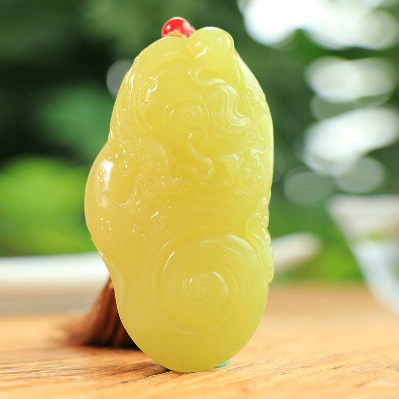 新疆和田玉属相生肖龙手把件男士款黄口料玉石把玩件龙行天下156g