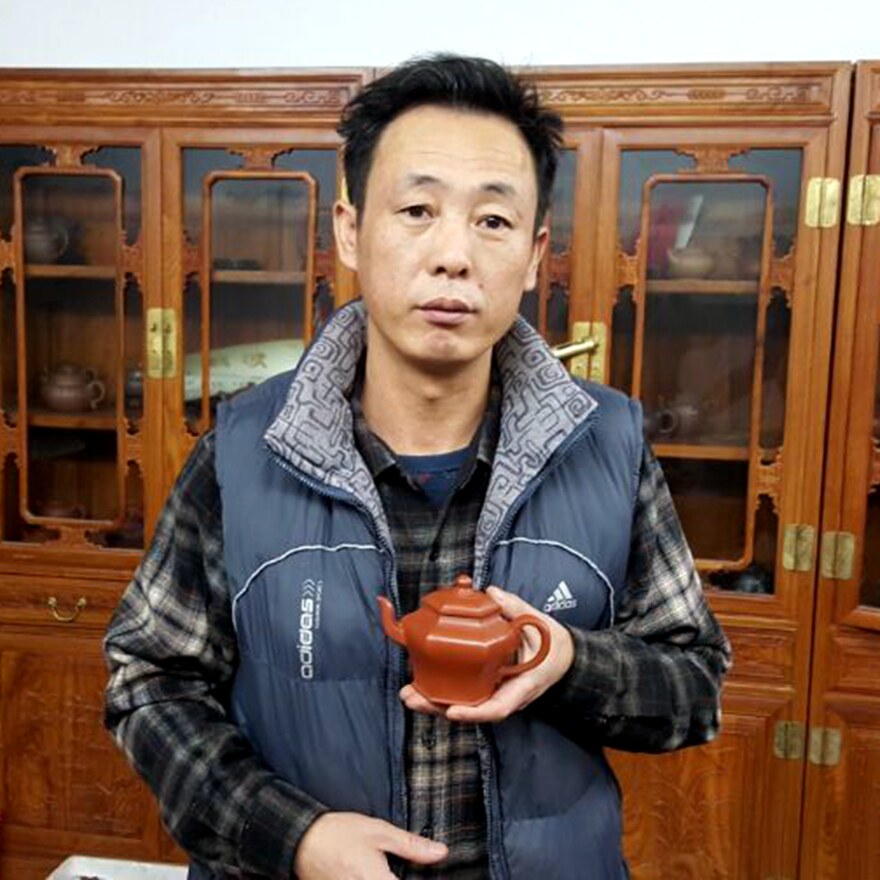 2015景舟杯金奖获得者 工艺美术师严伟 【六方宫灯】 朱泥 210cc