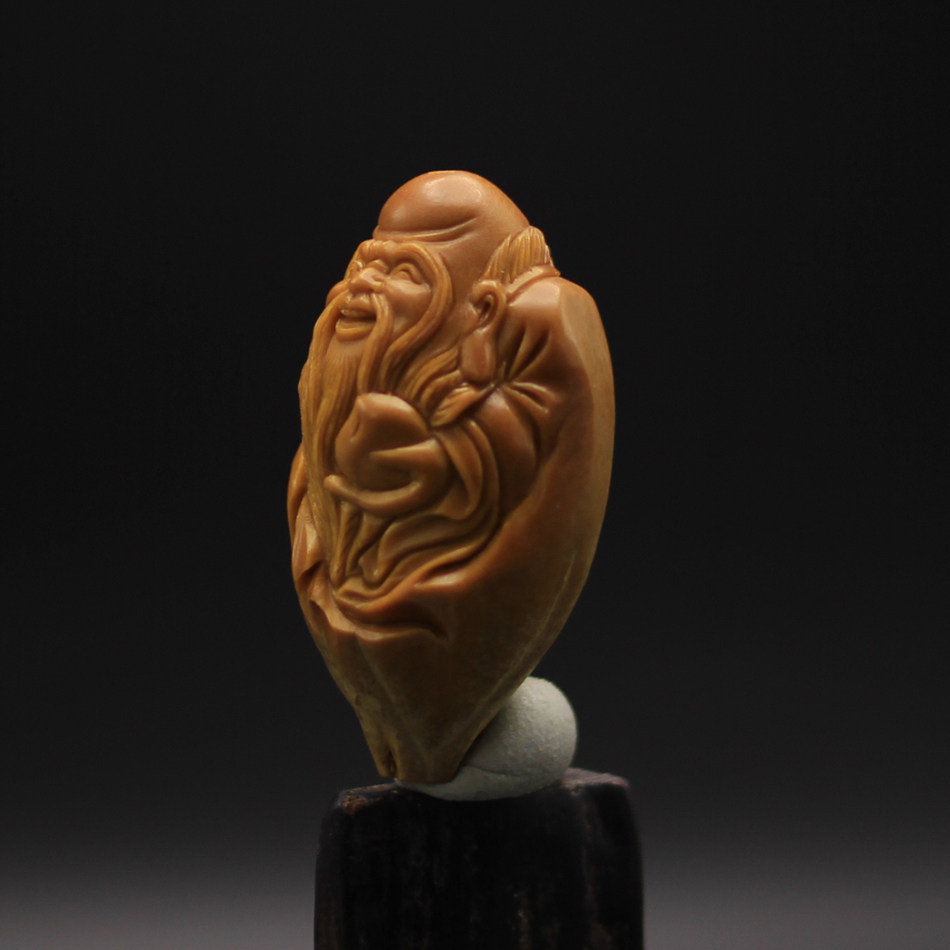 苏工核雕2.15cm《寿星》