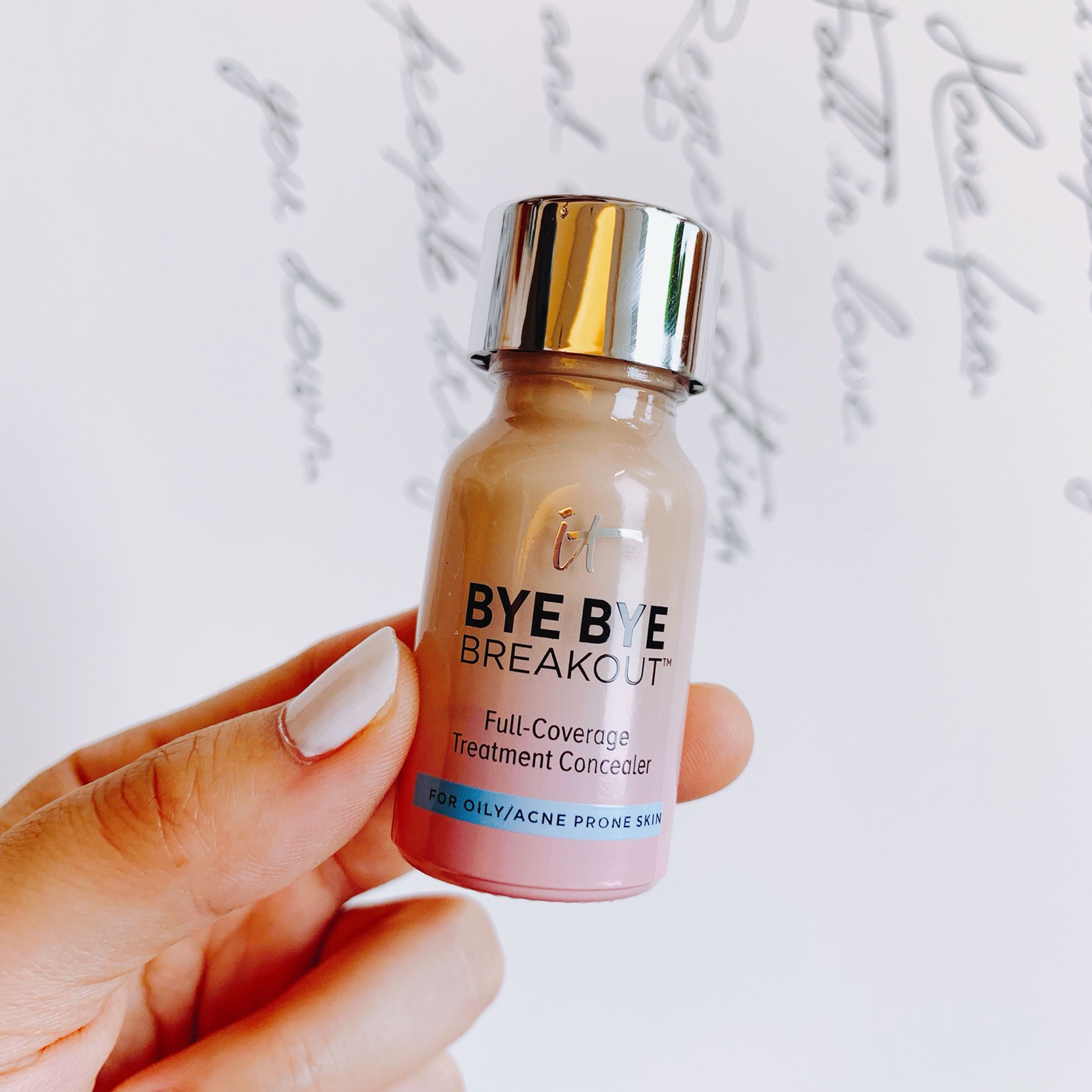 现货 it cosmetics bye bye breakout粉刺痘印遮瑕膏祛痘小粉水50在类目 彩妆/香水/美妆工具, 遮瑕中 - 来自Buy2taobao.com提供专业的淘宝代购服务