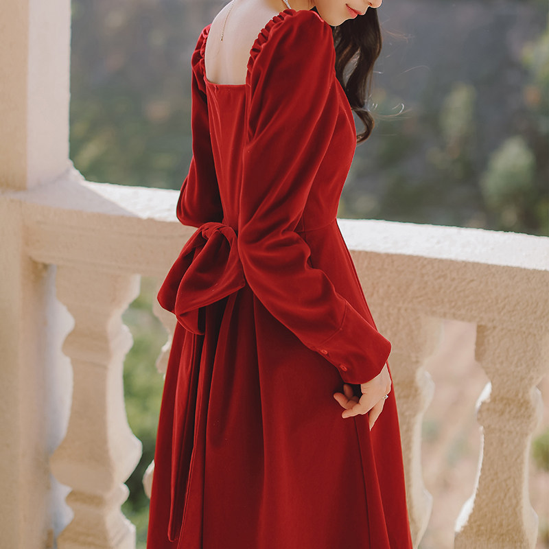 法式复古文艺红色丝绒连衣裙新年会小礼服裙春季拜年长裙修身显瘦