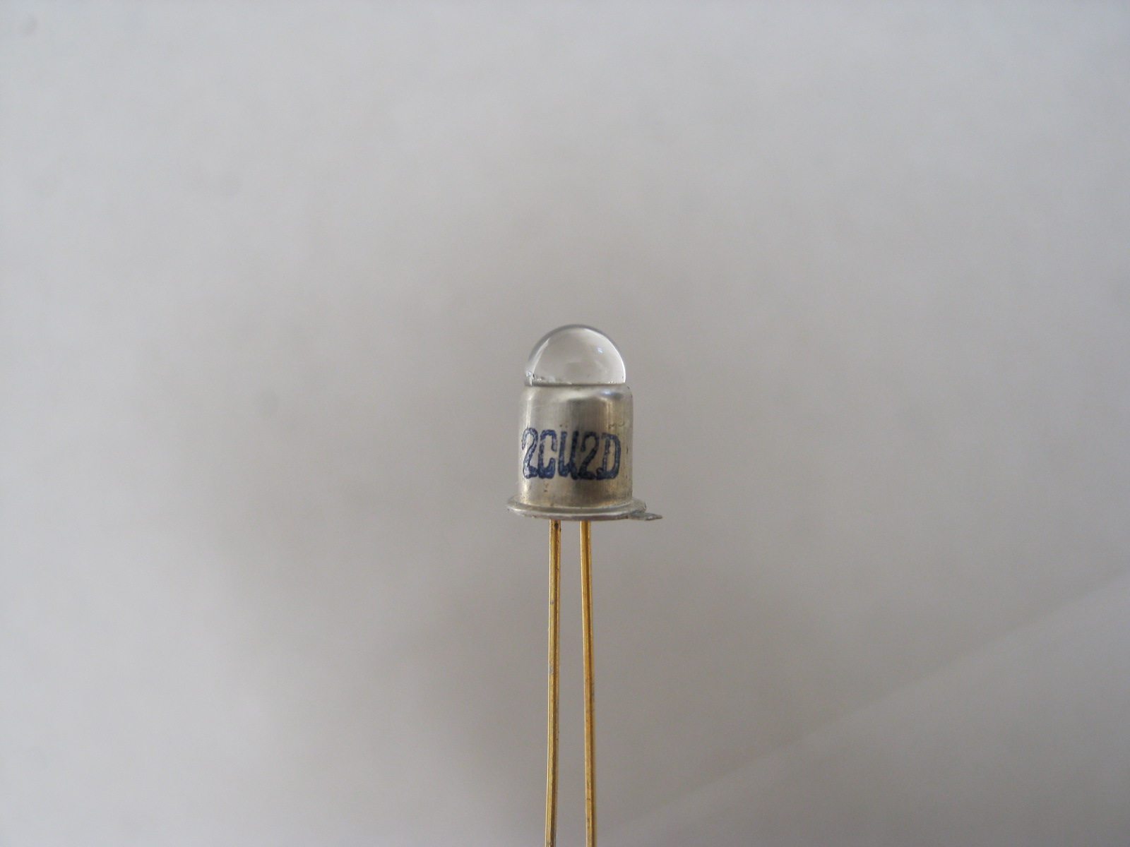 2cu2d 光電二極管在類目 3C數碼配件, 電子元器件市場, 電子器件, 光電/激光器件中 - 來自Buy2taobao.com提供專業的淘寶代購服務