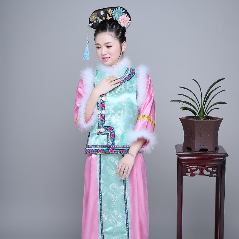 高档公主古装清朝还珠格格汉服古代宫锁珠帘旗服女装满族宫廷服装