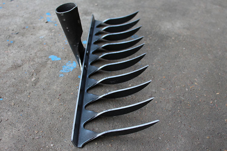 包邮九齿钉耙铁耙子地耙钉耙耙头平整地农具工具钉钯910——三生三世