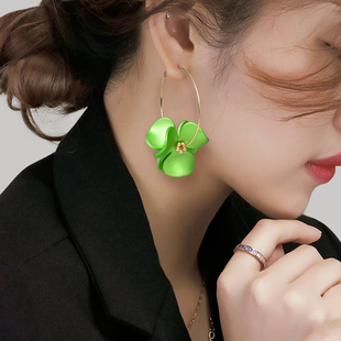 大耳圈花朵夸张耳环欧美2023新款时尚气质个性洋气度假绿色耳饰女