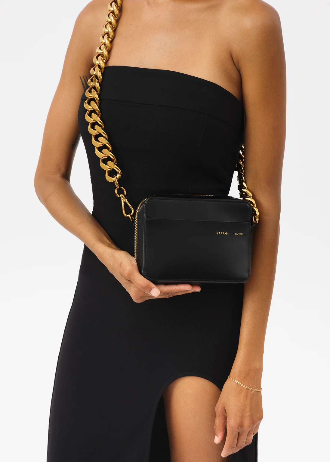 kara现货黑色金色链斜跨相机包小众设计创意个性潮流时尚春夏新款