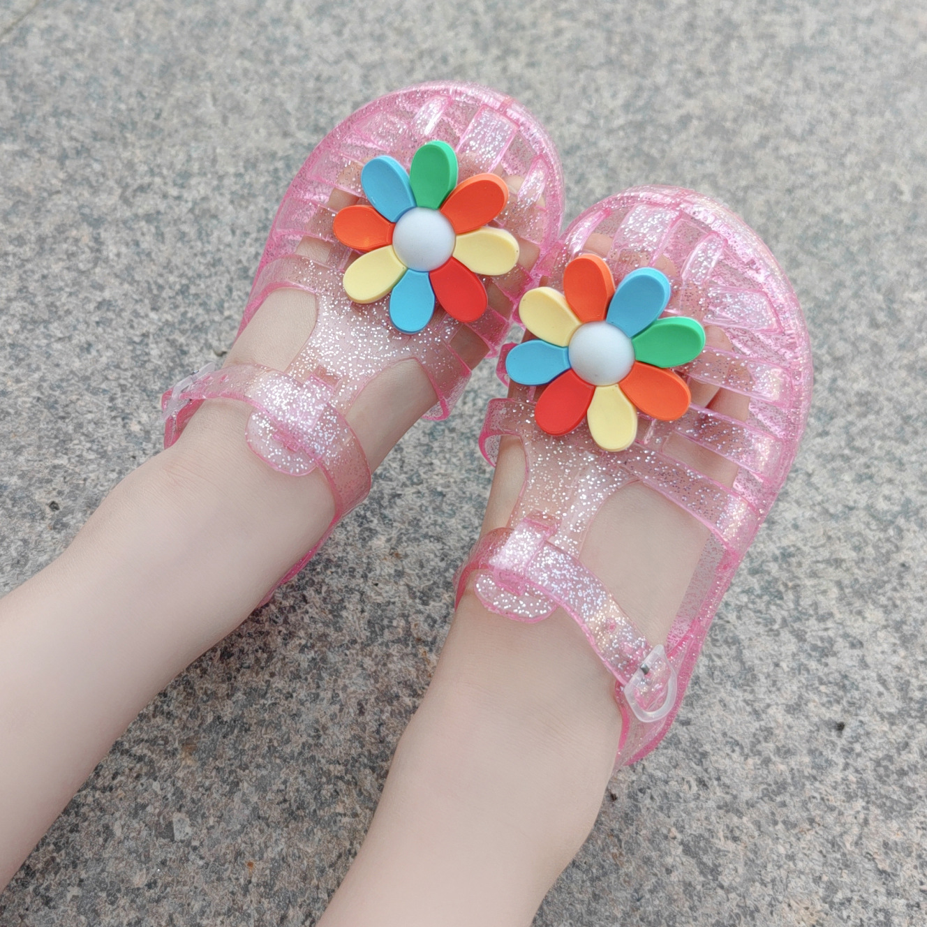 。5岁6儿童罗马果冻鞋女童水晶塑料凉鞋小女孩夏季沙滩女款2024新