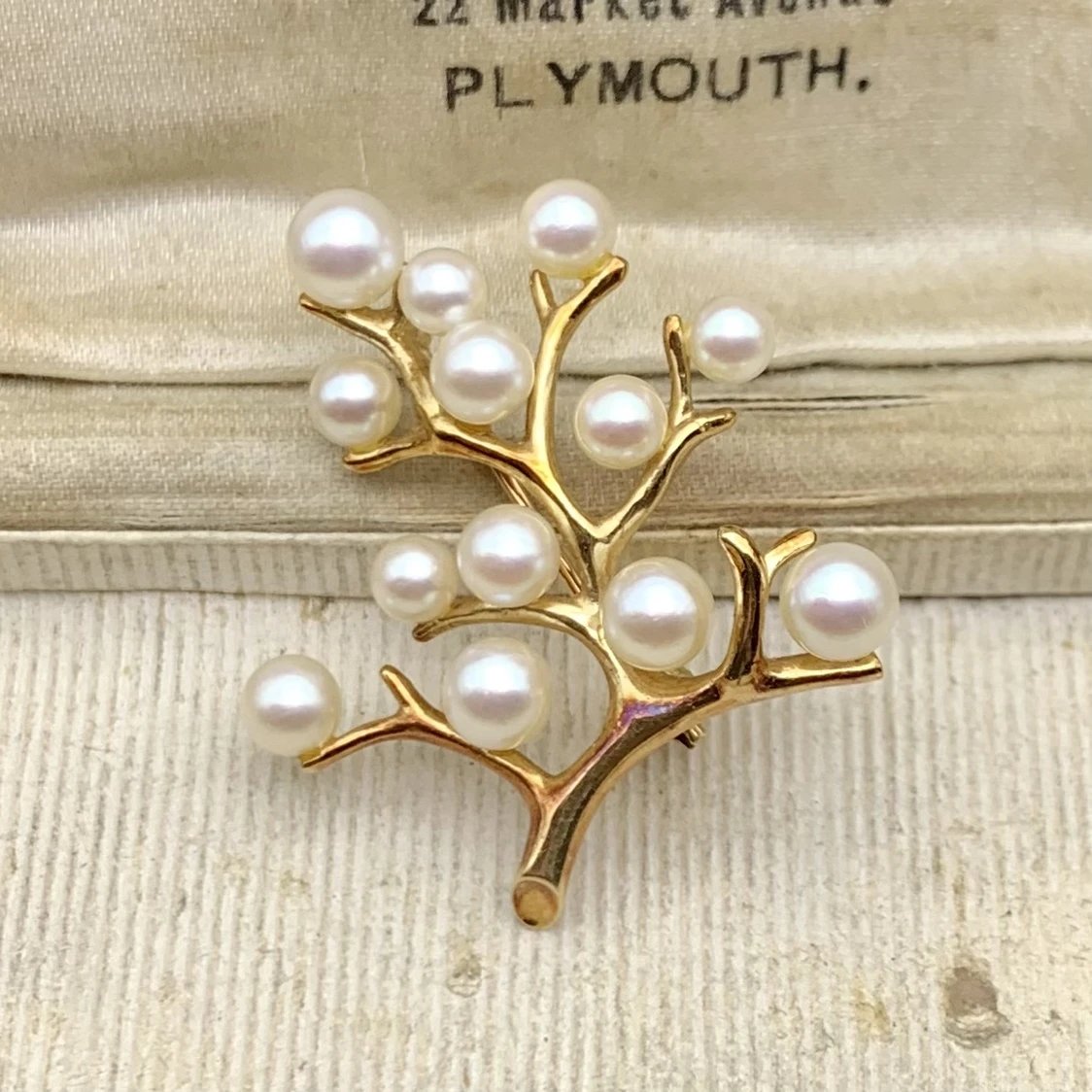 *中古*mikimoto御木本出14k金镶海水akoya高亮镜面珍珠生命树胸针