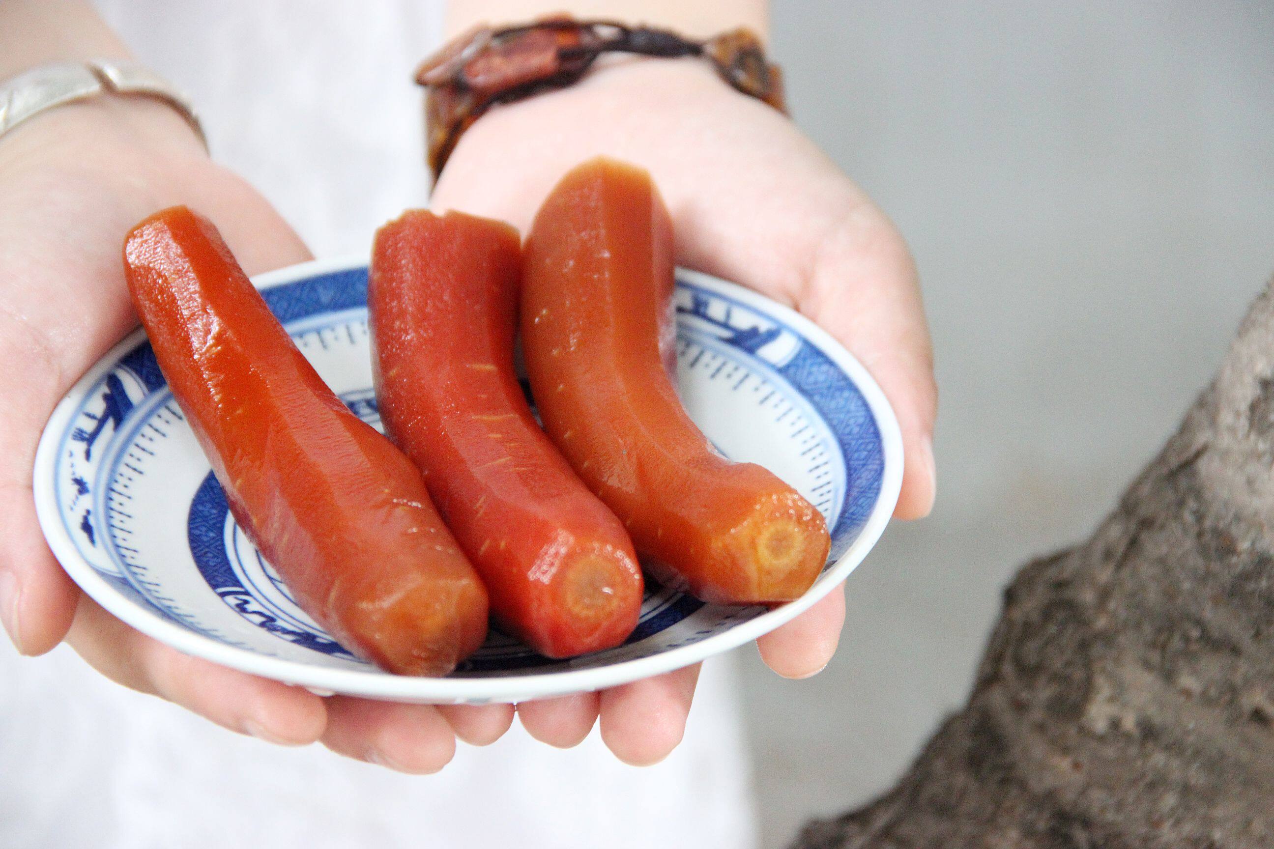 热卖新款 河南特产开封杞县酱菜-酱红萝卜怀旧食品瓶装315g包