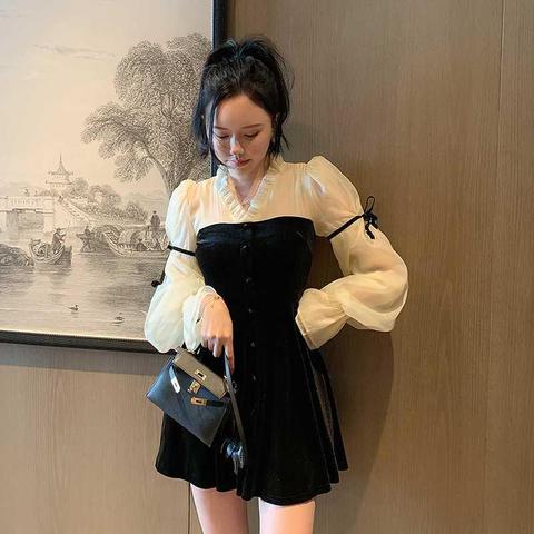 iBetter家女装秋季新款法式甜美复古赫本风泡泡袖丝绒拼接连衣裙