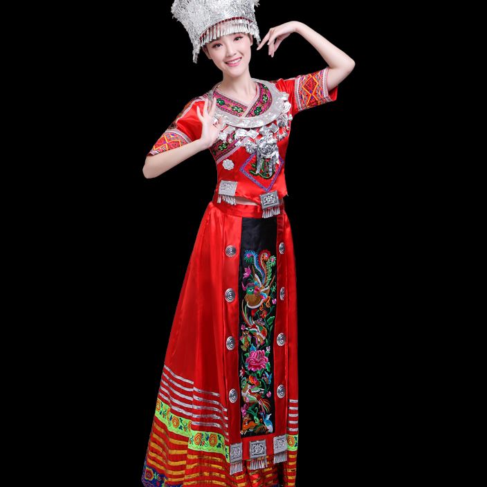新款刺绣苗族演出服装女少数民族成人长裙壮族百褶裙舞蹈表演服饰