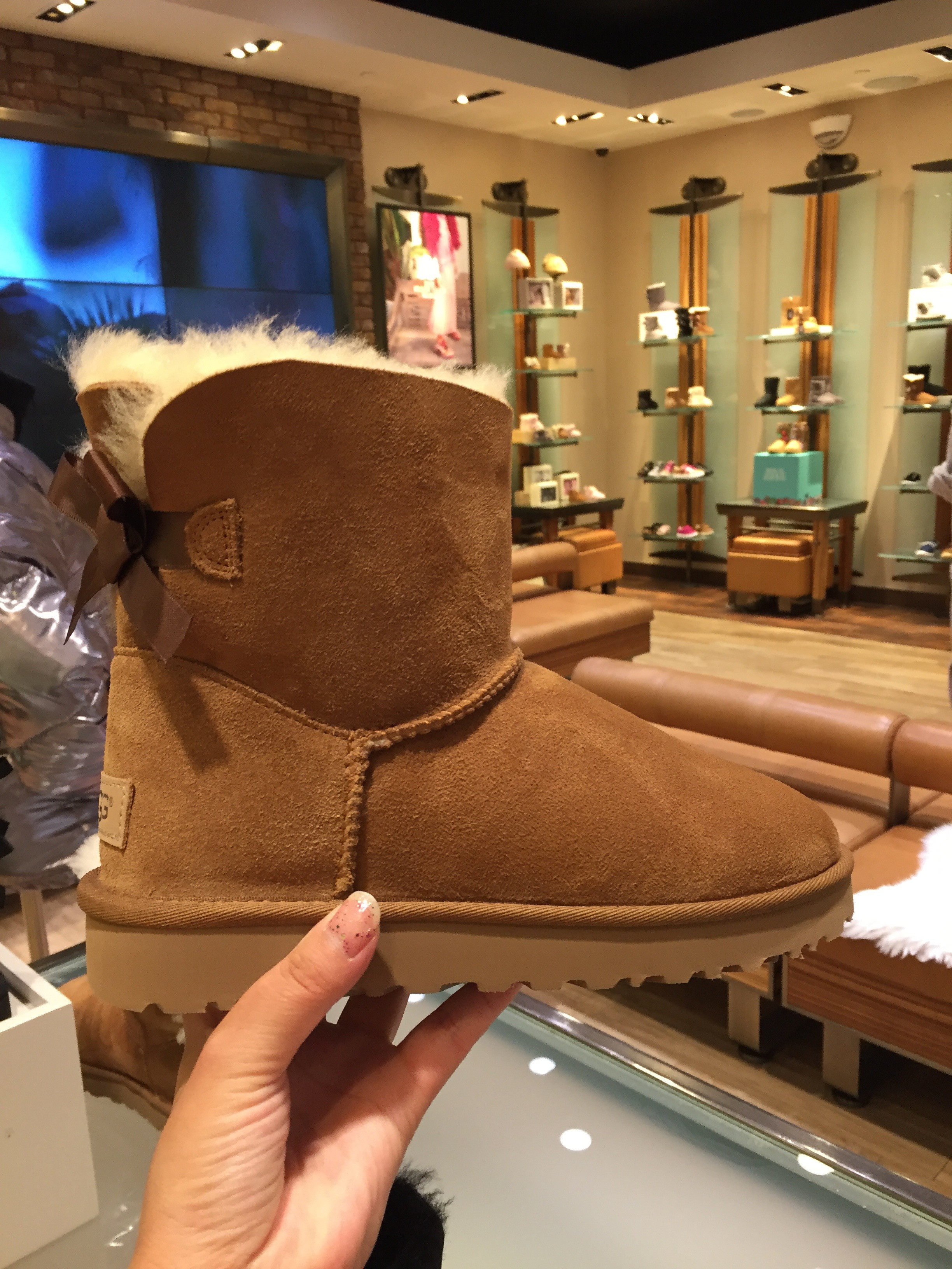 正品儿童雪地靴女童冬季羊皮毛一体男童 宝宝靴子防水esТugg童鞋