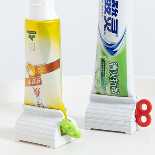 牙膏挤压器懒人挤牙膏神器儿童挤小样洗面奶卫生间手动挤牙膏夹子