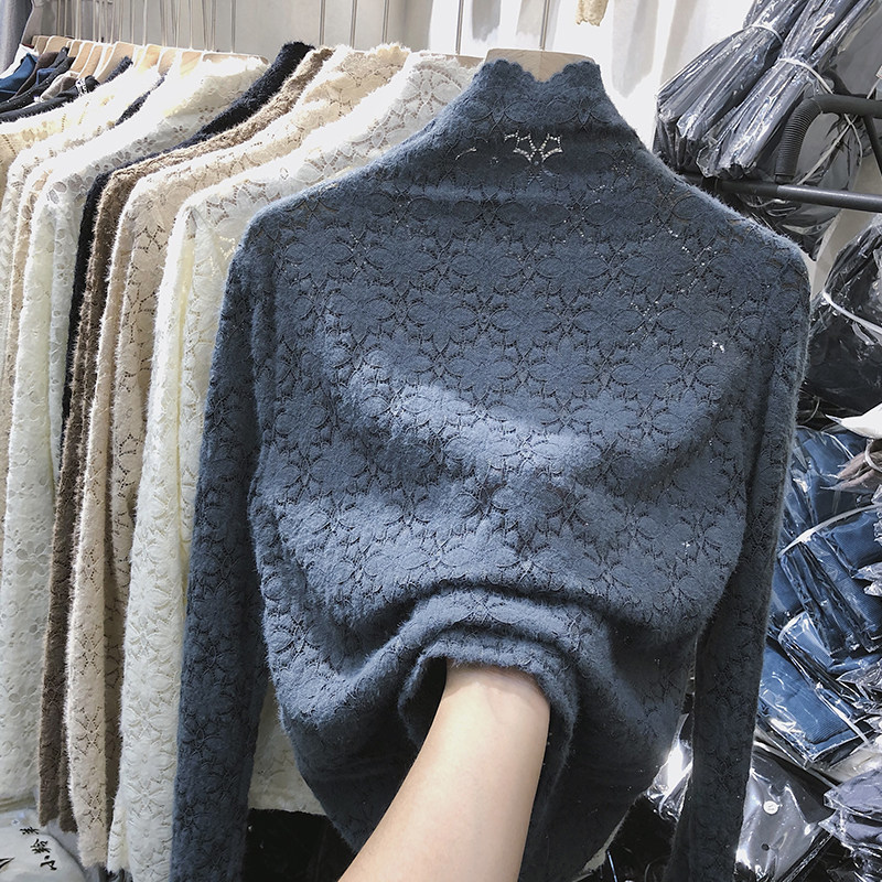 磨毛蕾丝打底衫