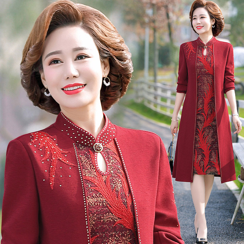 婚礼妈妈春装喜庆连衣裙喜婆婆婚宴礼服中老年结婚红裙子高档旗袍