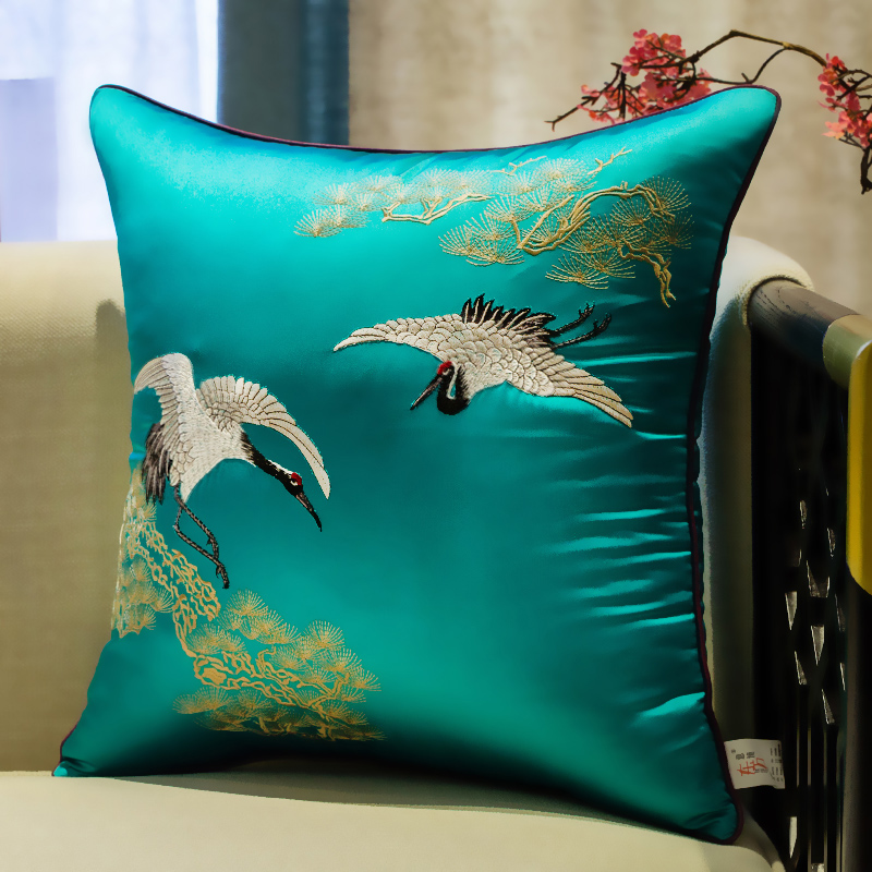 新中式松鹤刺绣抱枕中国风红木沙发靠垫含芯客厅家用大靠垫腰枕套