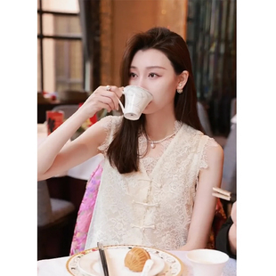新中式中国风女装今年流行爆款白色蕾丝马甲背心女款2024新款夏季