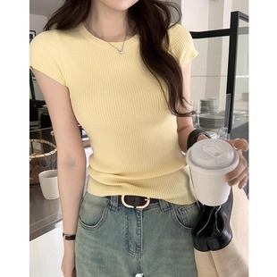 奶黄色冰丝针织短袖T恤女夏季薄款韩版修身体恤显瘦百搭圆领上衣