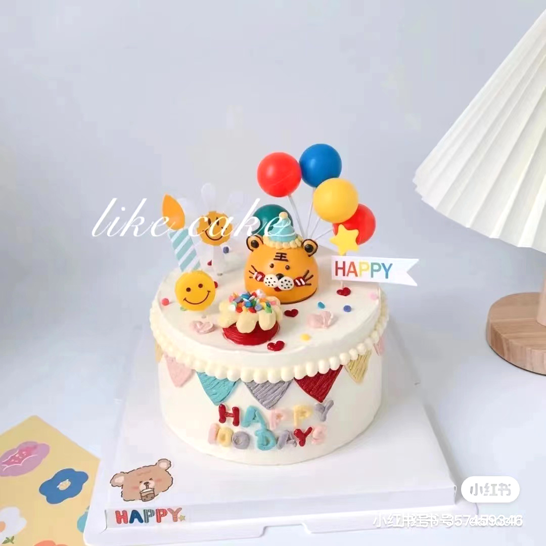 可爱小老虎小猪蛋糕装饰摆件宝宝周岁百天动物帽子儿童烘焙插件