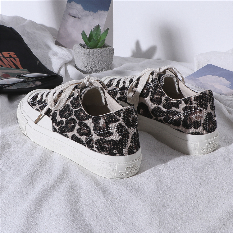 豹纹帆布鞋女2020秋冬新款韩版ulzzang百搭鞋子ins潮鞋饼干鞋|msdalam kategori Kasut wanita, kasut kanvas - dari Buy2taobao.com untuk memberikan perkhidmatan ejen Taobao profesional membeli