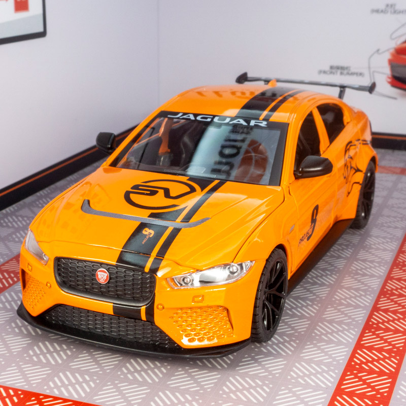 1:24仿真捷豹XE SV PROJECT8拉力赛车合金汽车模型男孩玩具车礼物