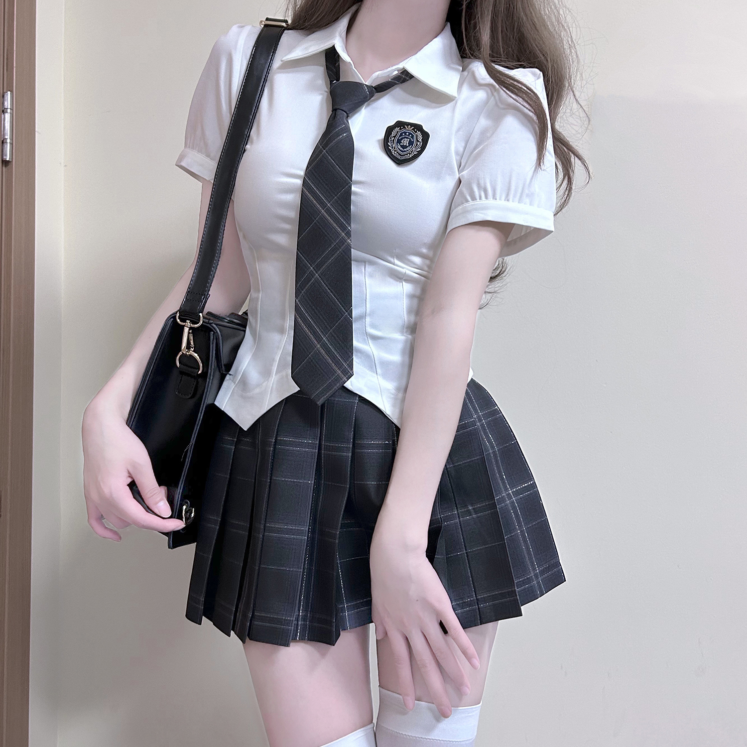 美式JK衬衫纯欲ins学姐辣妹收腰整套女日系学院百搭短袖学生白色
