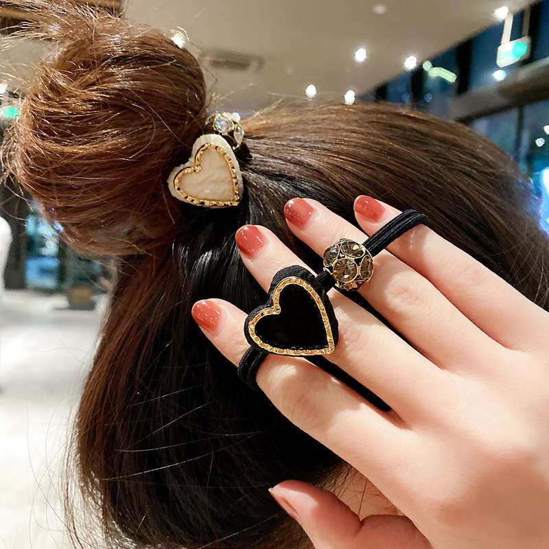 韩国东大门爱心头绳女扎马尾发绳带钻发圈夏季简约头饰2021年新款