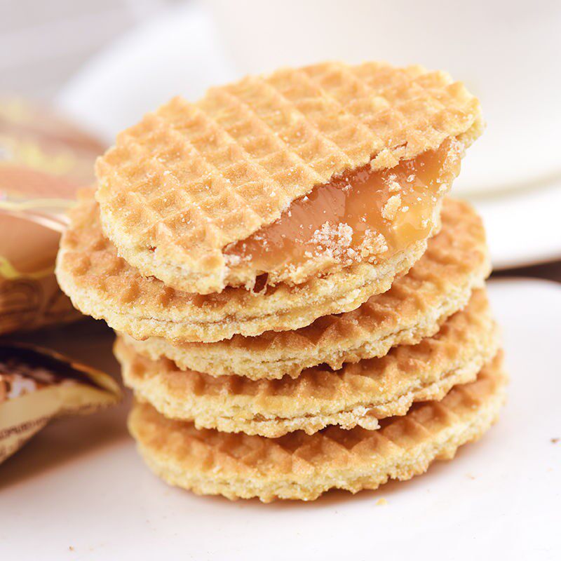 俄罗斯进口阿孔特蜂蜜焦糖炼乳拉丝夹心饼干早餐华夫饼休闲零食