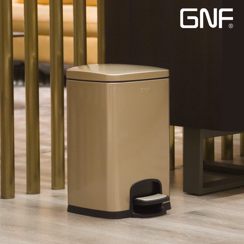 gnf不鏽鋼腳踩垃圾桶腳踏方形立式家用輕奢客廳廚房靜音帶蓋臥室在類目 家庭/個人清潔工具, 家務/地板清潔用具, 垃圾桶/垃圾架, 垃圾桶中 - 來自Buy2taobao.com提供專業的淘寶代購服務