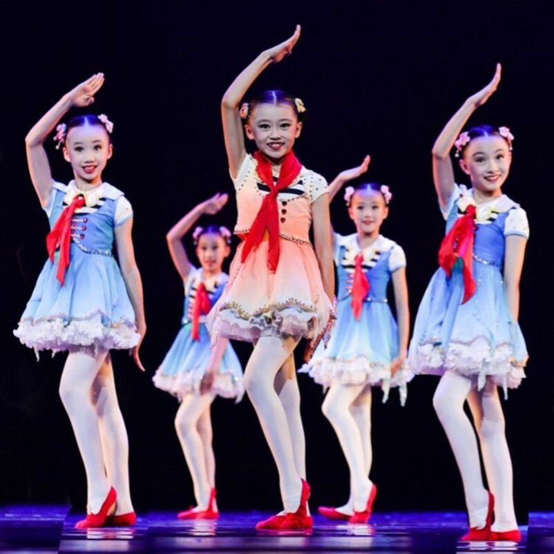 当我戴上红领巾演出服小学生诗歌幼儿园中国梦中小学生新款舞蹈服