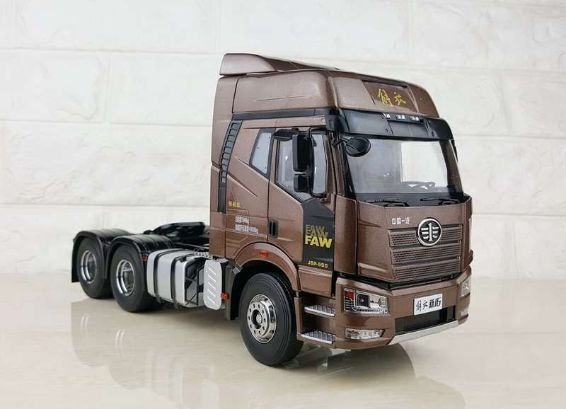 解放原厂1:24车模新款解放j6牵引 j6p卡车拖头新j6合金汽车模型