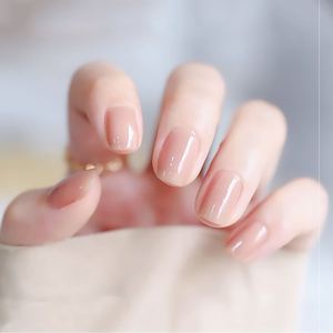 指甲油果冻透明白图片