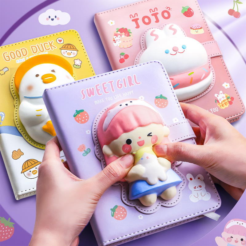 熊解压本减压笔记本手账本女生可爱网红特色创意卡通可爱学生日记本子
