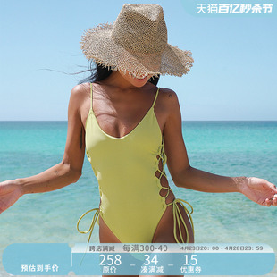 Yukari swim欧美温泉ins风保守比基尼女2024新款遮肚显瘦连体泳衣