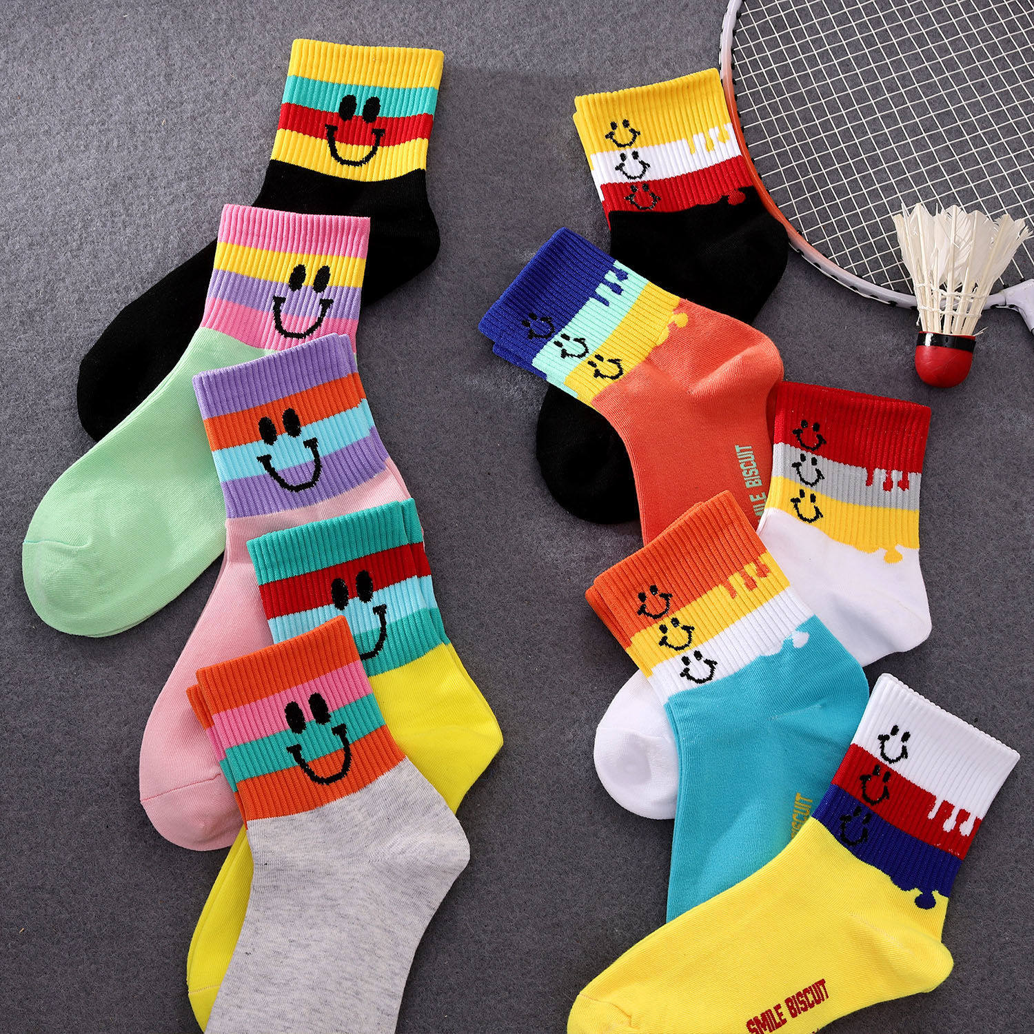 彩虹袜子女ins潮百搭成人彩色条纹学院风网红秋冬季纯棉中筒袜子