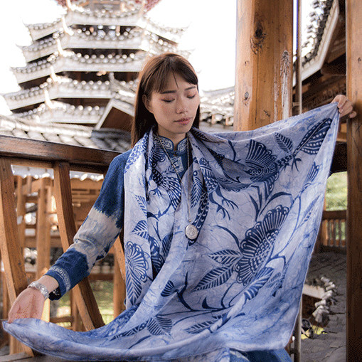 工艺品围巾丝绸蜡染染工植物特色苗族订制少数民族苗族蜡染