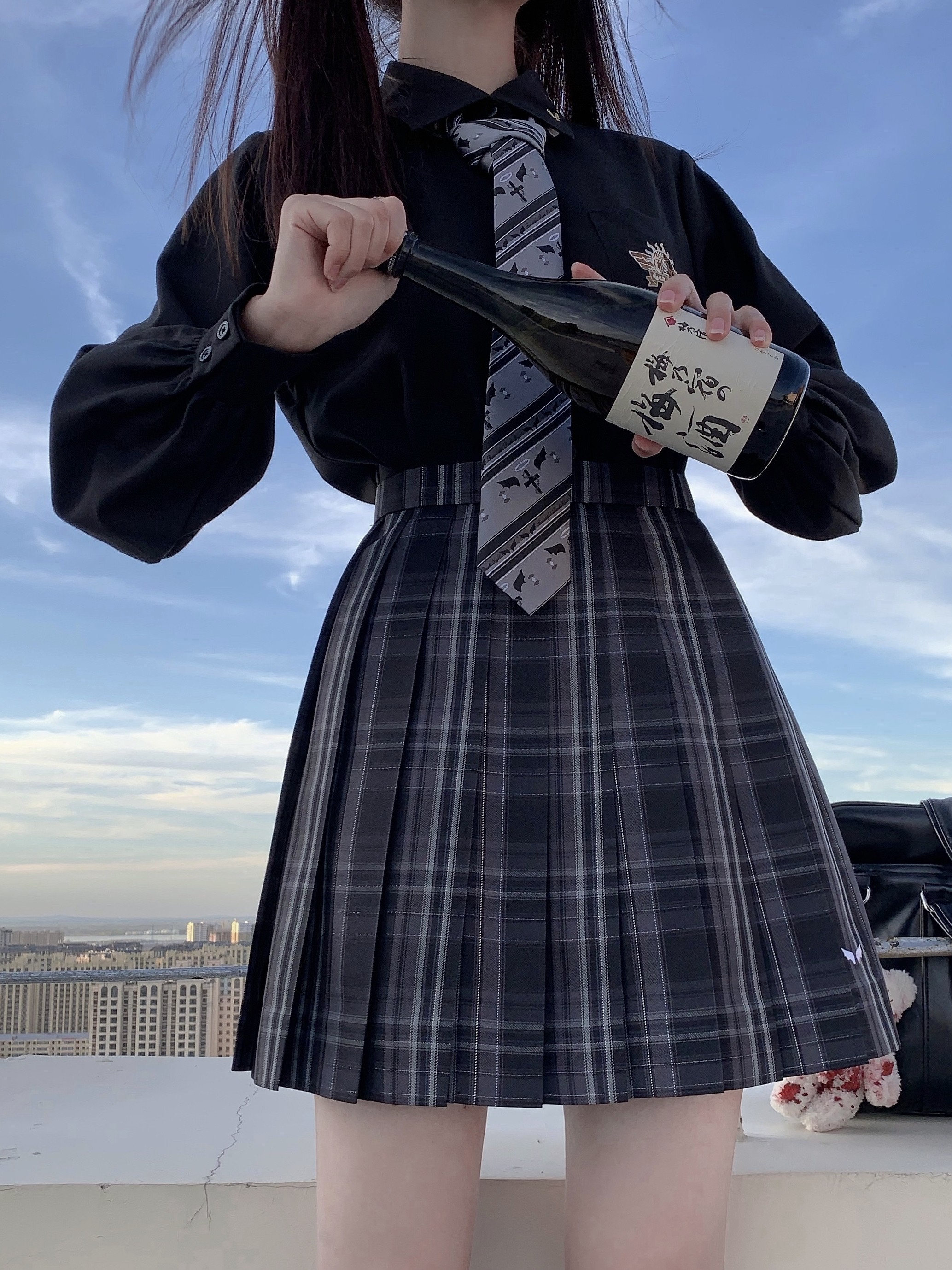 显白jk秋冬格子半身短裙黑格众星银线现货cosplay女装