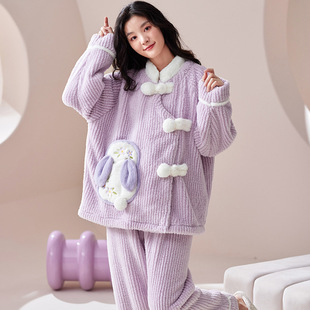 新中式睡衣秋冬女款加绒加厚2024新款法兰绒外穿家居服珊瑚绒套装